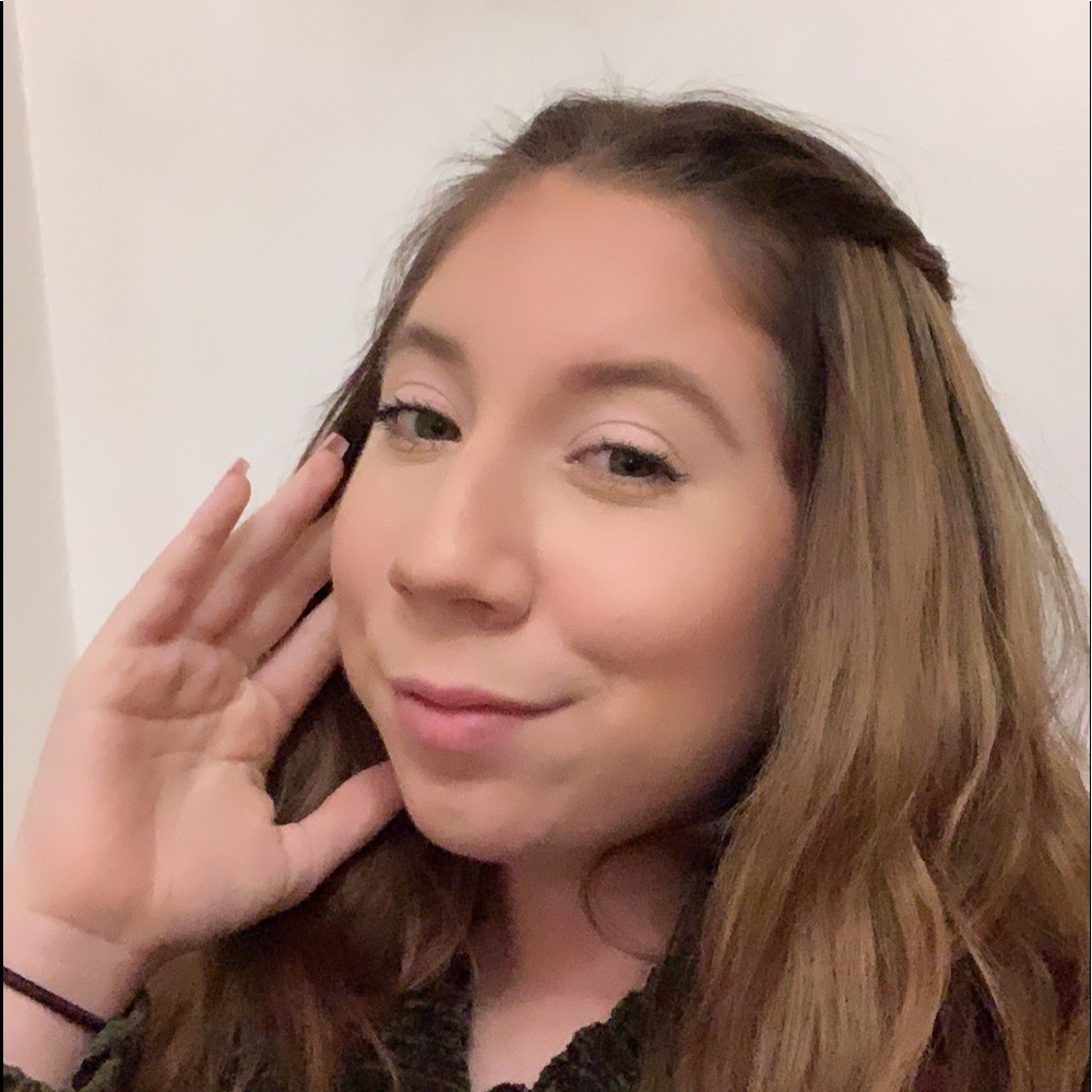 Meet your Posher, Jasmin